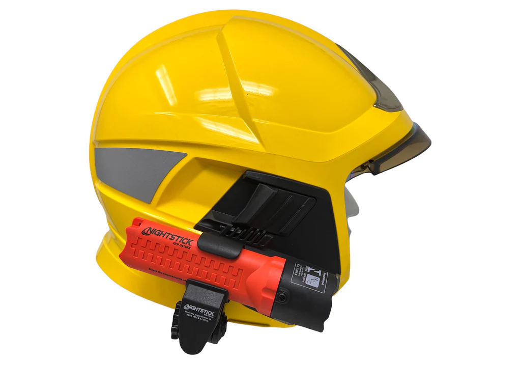 XPP-5418RX-K01 Intrinsically safe torch with helmet mount / 200 lumens