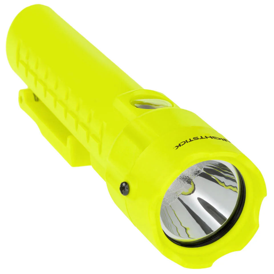 XPP-5422GM Lampe de poche LED de sécurité / 240 lumens